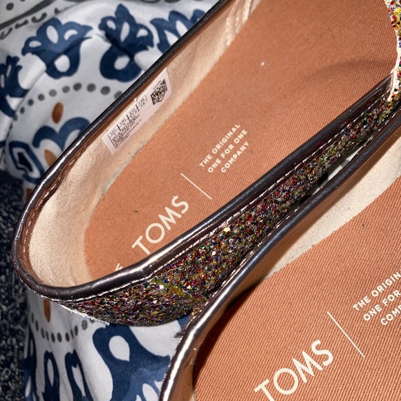 Rainbow glitter Toms! - Picture 3 of 5